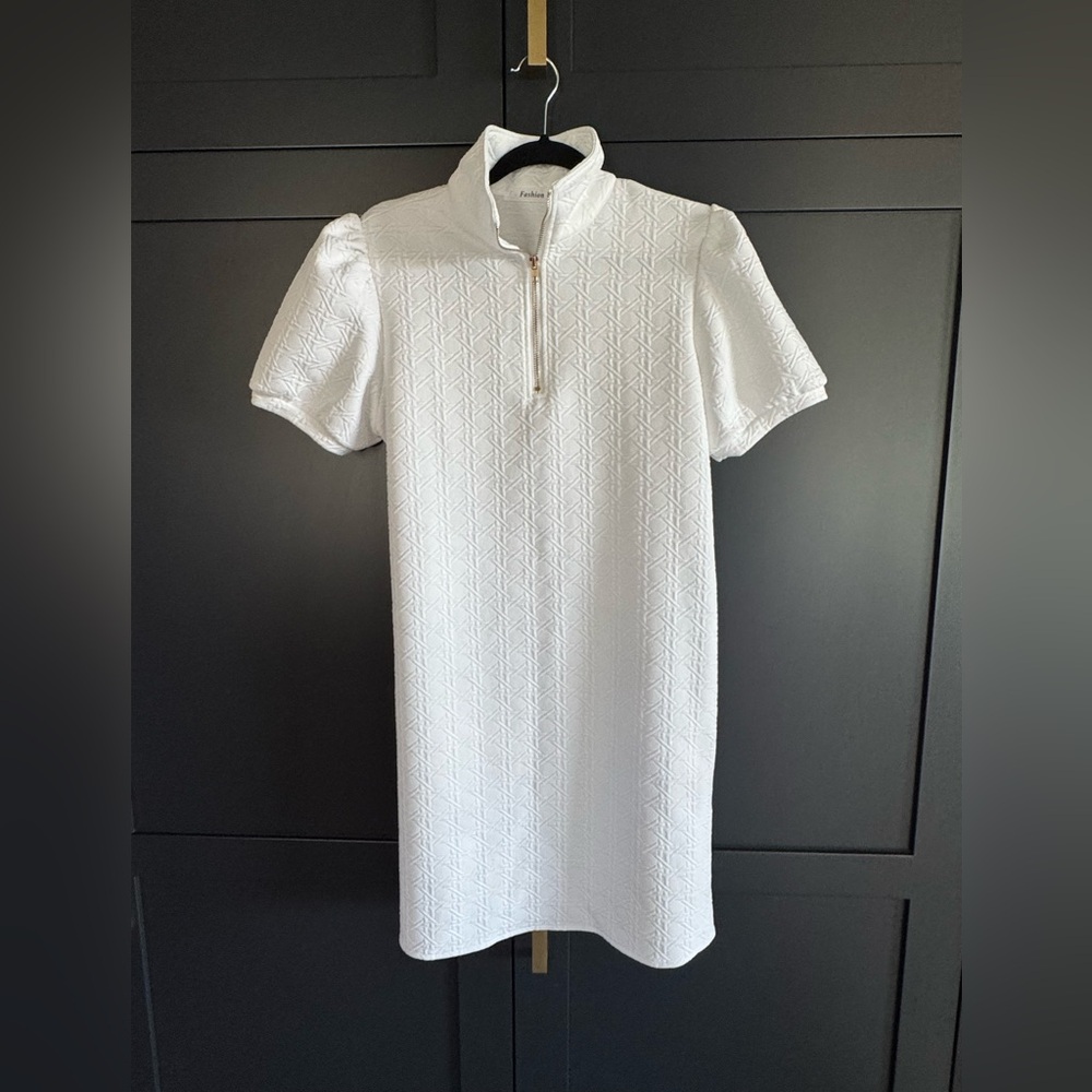 New white tshirt dress